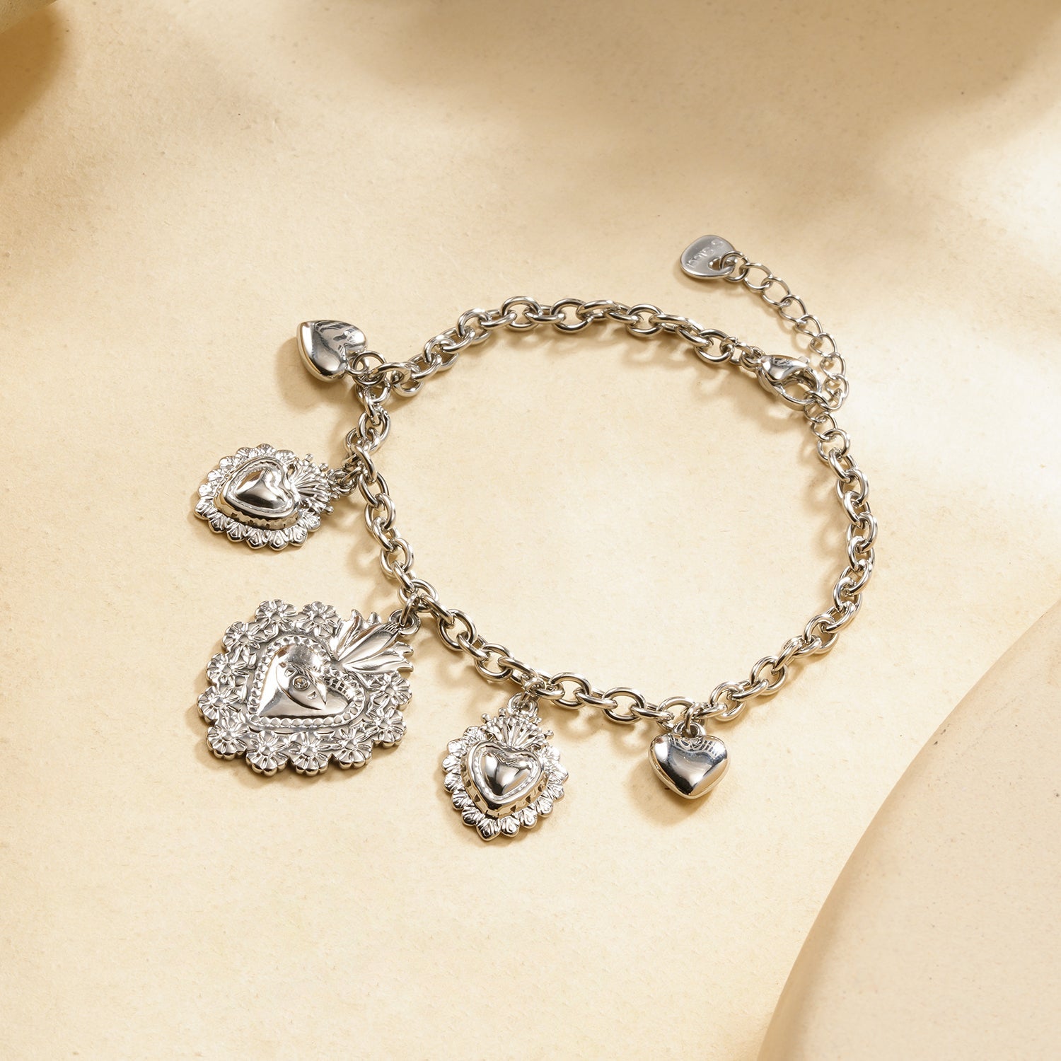 bracelet breloque coeur